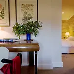 La Torre Del Visco - Relais & Chateaux 호텔 Fuentespalda