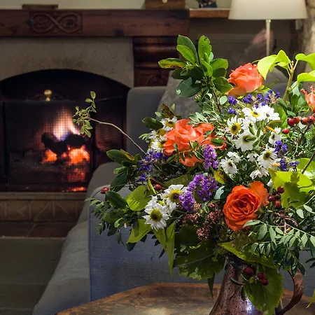 Hotel La Torre Del Visco - Relais & Chateaux Fuentespalda