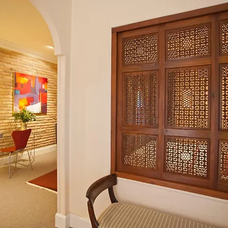 La Torre Del Visco - Relais & Chateaux Hotel Fuentespalda